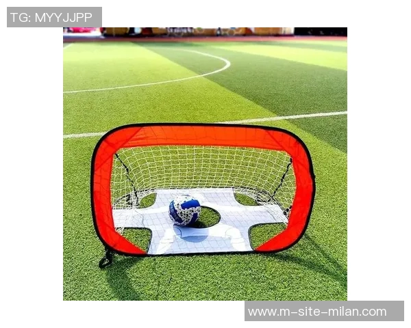 探索11人制足球门的设计与发展对比赛的影响与重要性分析 探索11人制足球门的设计与发展对比赛的影响与重要性分析